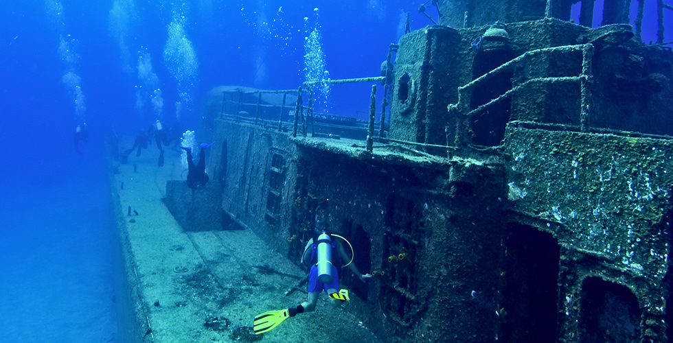 Wreck Diving Inside